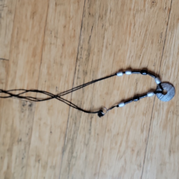 Assorted Jewelry And Keychains - Picture 5 of 15